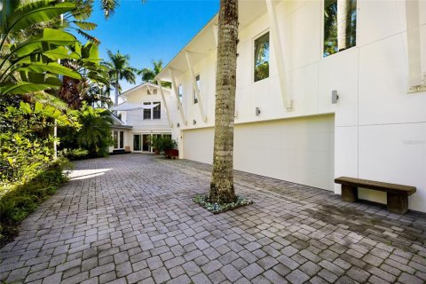 Villa ou maison à vendre à Bradenton, Floride: 5 chambres, 353.4 m2 № 2437304 - photo 8