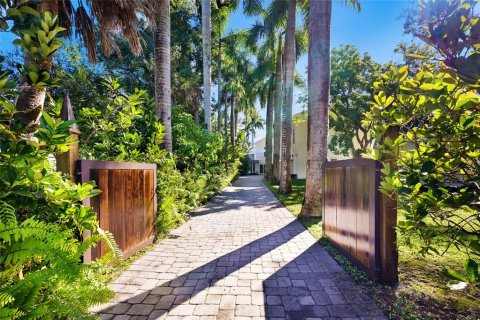Villa ou maison à vendre à Bradenton, Floride: 5 chambres, 353.4 m2 № 2437304 - photo 4