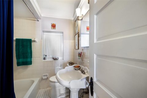 Villa ou maison à vendre à Bradenton, Floride: 5 chambres, 353.4 m2 № 2437304 - photo 25