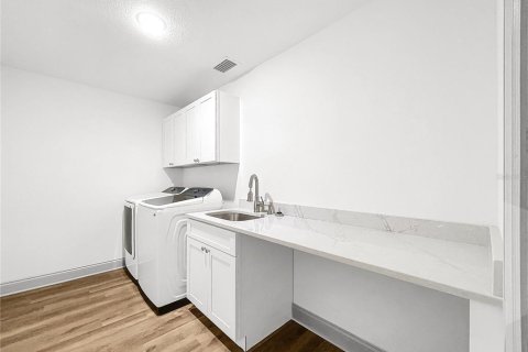 Casa en venta en Lakeland, Florida, 3 dormitorios, 131.92 m2 № 1902269 - foto 29