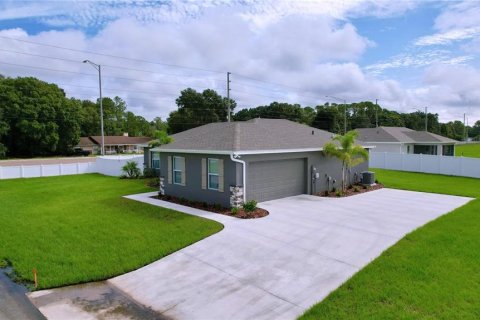 Casa en venta en Lakeland, Florida, 3 dormitorios, 131.92 m2 № 1902269 - foto 4