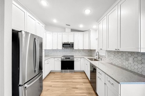 Casa en venta en Lakeland, Florida, 3 dormitorios, 131.92 m2 № 1902269 - foto 19