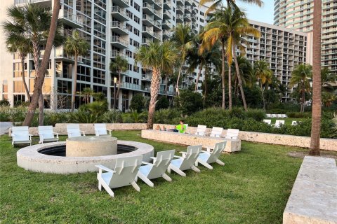 Copropriété à louer à Miami Beach, Floride: 2 chambres, 101.08 m2 № 1713013 - photo 16