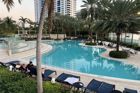 Copropriété à louer à Miami Beach, Floride: 2 chambres, 101.08 m2 № 1713013 - photo 2