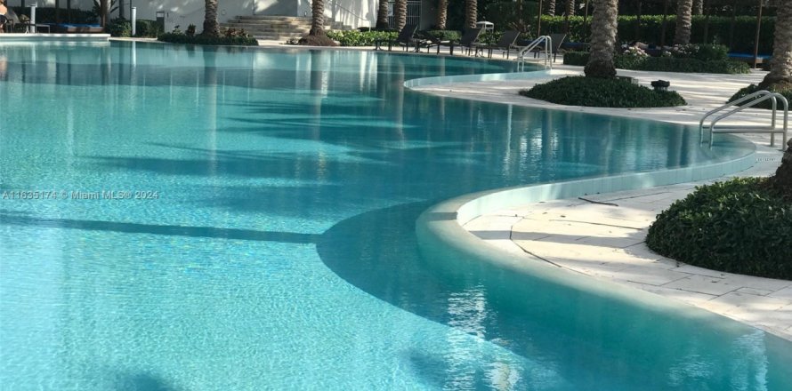 Condo à Miami Beach, Floride, 2 chambres № 1713013