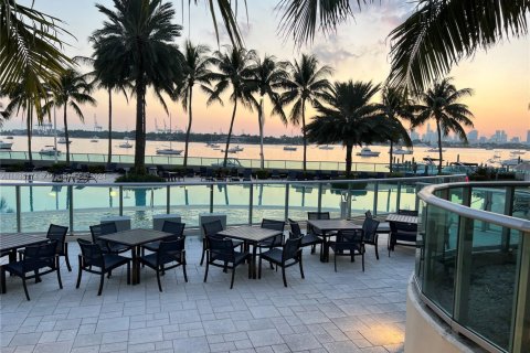 Copropriété à louer à Miami Beach, Floride: 2 chambres, 101.08 m2 № 1713013 - photo 22