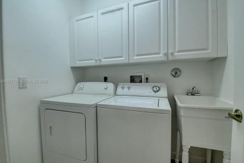 Casa en venta en Boynton Beach, Florida, 3 dormitorios, 184.97 m2 № 2186322 - foto 22