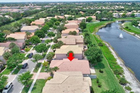 Casa en venta en Boynton Beach, Florida, 3 dormitorios, 184.97 m2 № 2186322 - foto 10