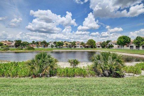Casa en venta en Boynton Beach, Florida, 3 dormitorios, 184.97 m2 № 2186322 - foto 7
