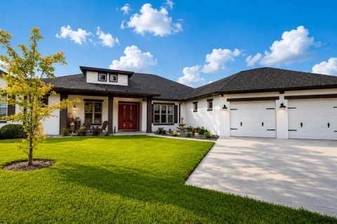 House in Ocala, Florida 3 bedrooms, 247.4 sq.m. № 2237293