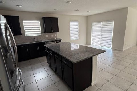 Casa en alquiler en Davenport, Florida, 4 dormitorios, 173.26 m2 № 1913885 - foto 12