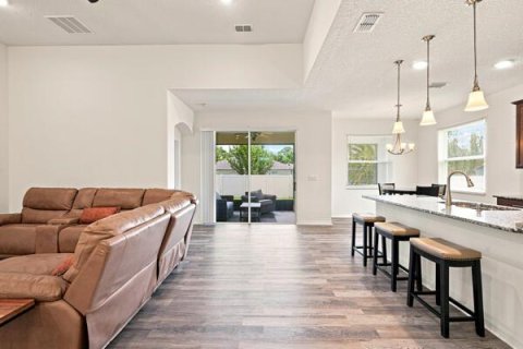 Villa ou maison à vendre à Port St. Lucie, Floride: 5 chambres, 219.34 m2 № 2260394 - photo 5