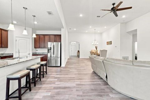 Villa ou maison à vendre à Port St. Lucie, Floride: 5 chambres, 219.34 m2 № 2260394 - photo 6
