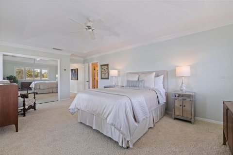 Townhouse in Saint Petersburg, Florida 2 bedrooms, 137.96 sq.m. № 1654307 - photo 23