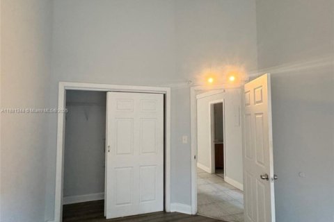 Adosado en venta en Lauderhill, Florida, 3 dormitorios, 78.87 m2 № 2012154 - foto 6