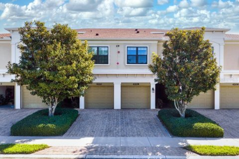 Condo à Bradenton, Floride, 3 chambres № 2431015