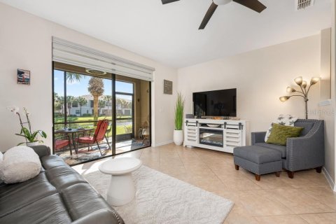 Copropriété à vendre à Bradenton, Floride: 3 chambres, 141.21 m2 № 2431015 - photo 4