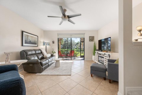Copropriété à vendre à Bradenton, Floride: 3 chambres, 141.21 m2 № 2431015 - photo 18