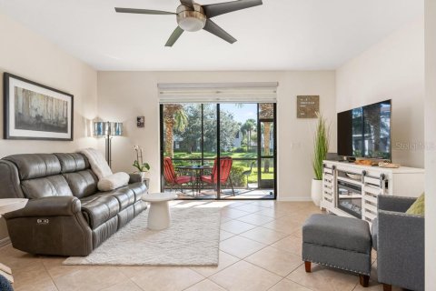 Copropriété à vendre à Bradenton, Floride: 3 chambres, 141.21 m2 № 2431015 - photo 14