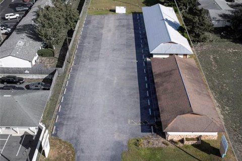 Commercial property in Tavares, Florida 476.03 sq.m. № 2214941 - photo 13
