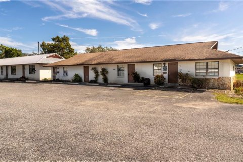 Immobilier commercial à Tavares, Floride 476.03 m2 № 2214941