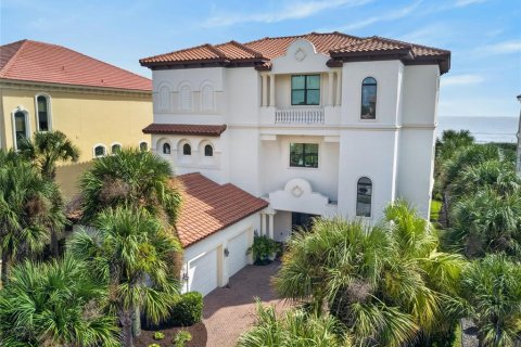 Villa ou maison à Palm Coast, Floride 7 chambres, 474.64 m2 № 2351657