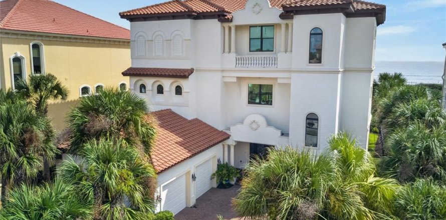 Villa ou maison à Palm Coast, Floride 7 chambres, 474.64 m2 № 2351657