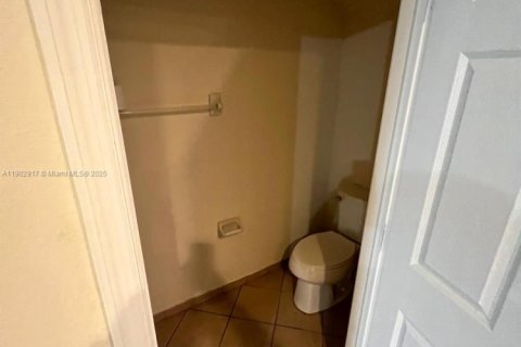 Купить таунхаус в Хомстед, Флорида 3 спальни, 130.25м2, № 1954444 - фото 3