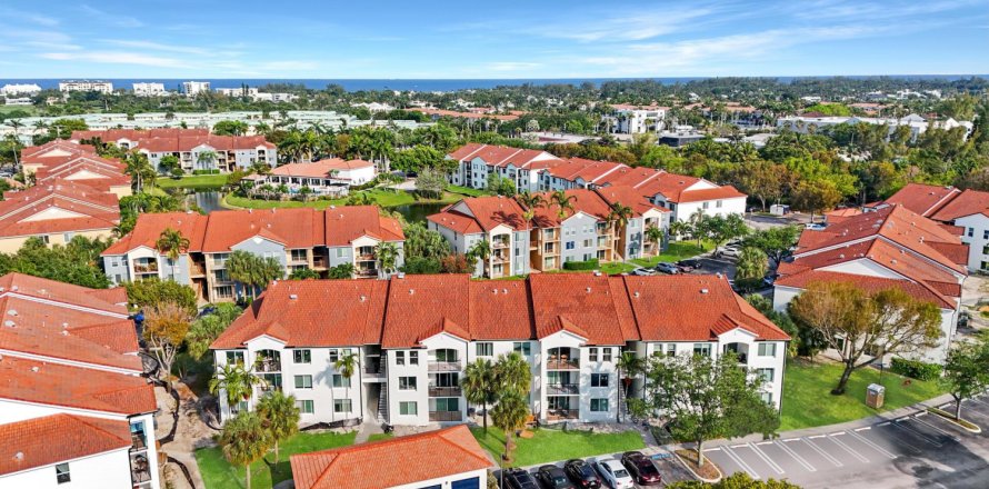Condo in Boynton Beach, Florida, 3 bedrooms  № 1102230