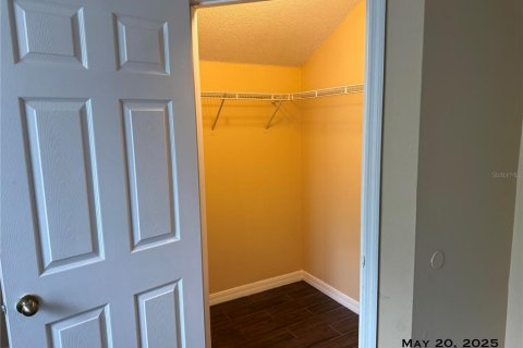 House in Orlando, Florida 3 bedrooms, 137.12 sq.m. № 1917190 - photo 23