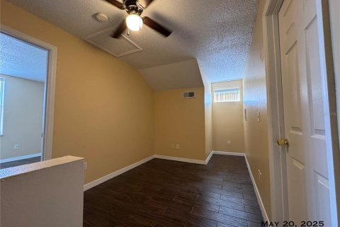 House in Orlando, Florida 3 bedrooms, 137.12 sq.m. № 1917190 - photo 17