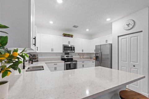 Villa ou maison à vendre à Homestead, Floride: 5 chambres, 269.88 m2 № 2021517 - photo 24