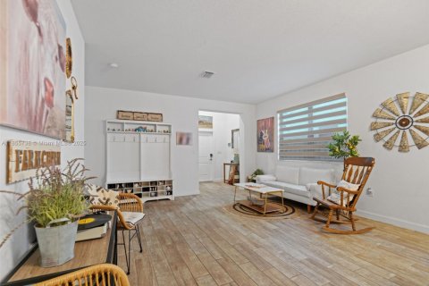 Villa ou maison à vendre à Homestead, Floride: 5 chambres, 269.88 m2 № 2021517 - photo 5