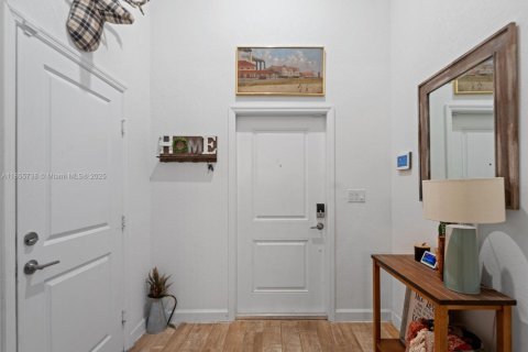 Villa ou maison à vendre à Homestead, Floride: 5 chambres, 269.88 m2 № 2021517 - photo 16