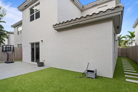 Villa ou maison à vendre à Homestead, Floride: 5 chambres, 269.88 m2 № 2021517 - photo 15