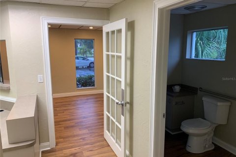 Commercial property in Largo, Florida 282.42 sq.m. № 1561335 - photo 20