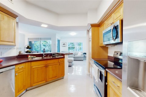 Copropriété à louer à Aventura, Floride: 3 chambres, 122.63 m2 № 1961103 - photo 7