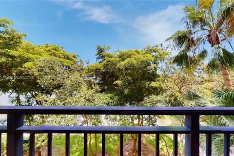 Copropriété à louer à Aventura, Floride: 3 chambres, 122.63 m2 № 1961103 - photo 20