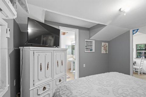 Casa en venta en Tavernier, Florida, 2 dormitorios, 73.86 m2 № 1954394 - foto 9