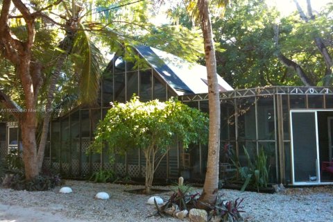 Casa en venta en Tavernier, Florida, 2 dormitorios, 73.86 m2 № 1954394 - foto 3