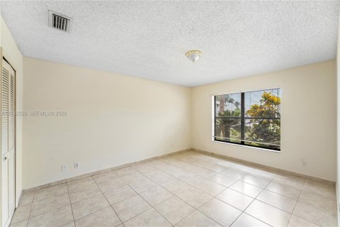Villa ou maison à louer à Wellington, Floride: 5 chambres, 161.46 m2 № 2087805 - photo 12