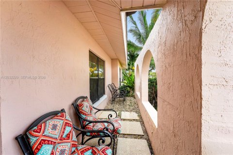 Villa ou maison à louer à Wellington, Floride: 5 chambres, 161.46 m2 № 2087805 - photo 5