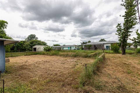Купить виллу или дом в Порт-Шарлотт, Флорида 4 комнаты, 93.92м2, № 1909696 - фото 10