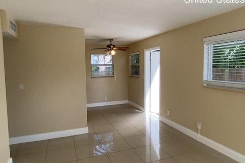 Appartement à louer à Fort Lauderdale, Floride: 1 chambre, 69.68 m2 № 2271250 - photo 2