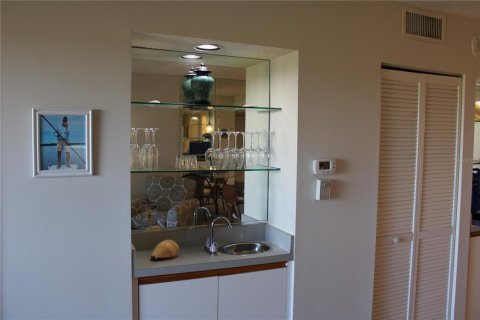 Condominio en alquiler en Palmetto, Florida, 2 dormitorios, 86.96 m2 № 296167 - foto 18