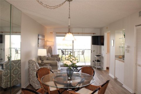 Condominio en alquiler en Palmetto, Florida, 2 dormitorios, 86.96 m2 № 296167 - foto 5