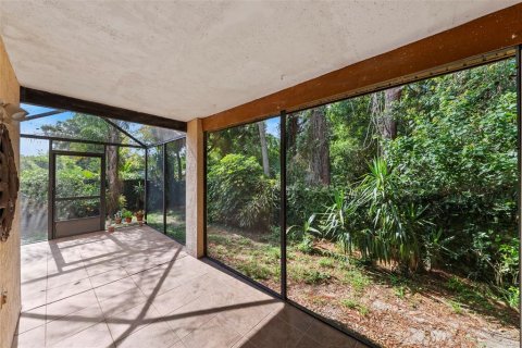 House in Tampa, Florida 3 bedrooms, 124.49 sq.m. № 2198918 - photo 19
