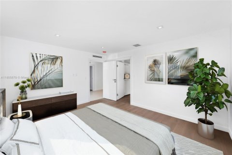 Casa en alquiler en Miami, Florida, 4 dormitorios, 236.62 m2 № 1936925 - foto 22