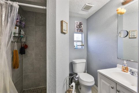Propiedad comercial en venta en Saint Petersburg, Florida, 3 dormitorios, 112.13 m2 № 2116198 - foto 7