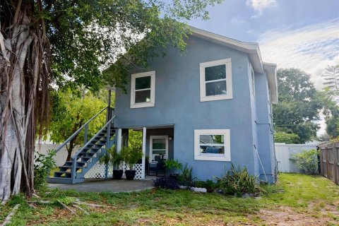 Immobilier commercial à Saint Petersburg, Floride 3 chambres, 112.13 m2 № 2116198